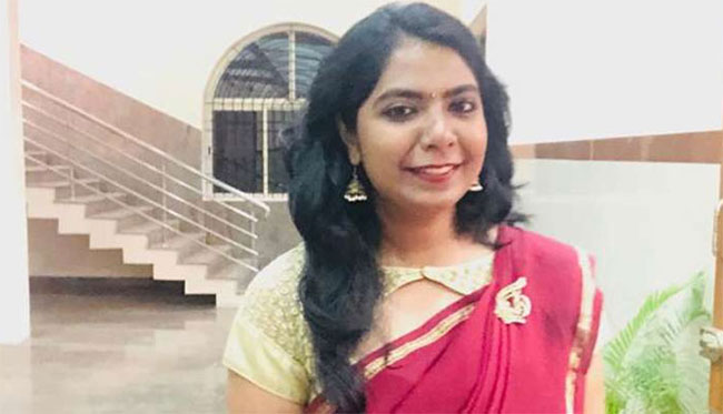 ఫ్రెండ్ ఇంట్లో సీఐడీ మ‌హిళా డీఎస్పీ ఆత్మ‌హ‌త్య‌  !