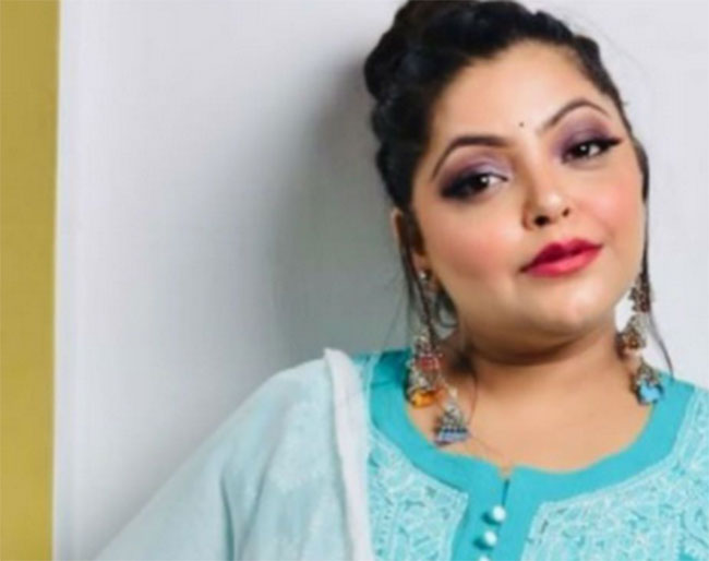 #కోవిడ్19.. వెంటిలేట‌ర్ పై న‌టి సీరియ‌స్.. బ‌తికించ‌డానికి సోద‌రుడి త‌ప‌న‌!!