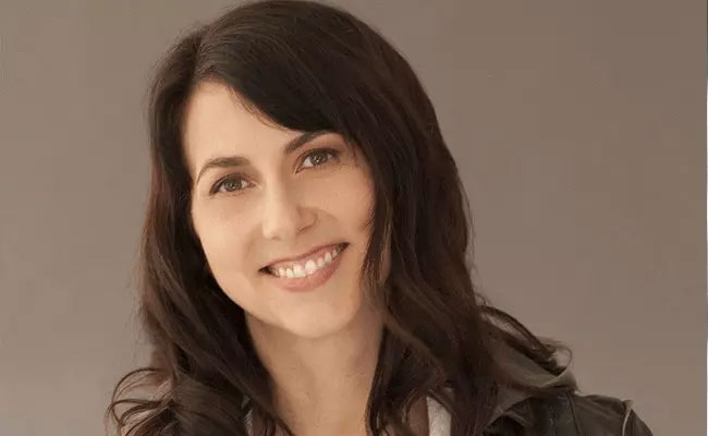 4 నెలల్లో 30వేల కోట్లు దానం... జెఫ్ బెజోస్ మాజీ భార్య  దాతృత్వం !