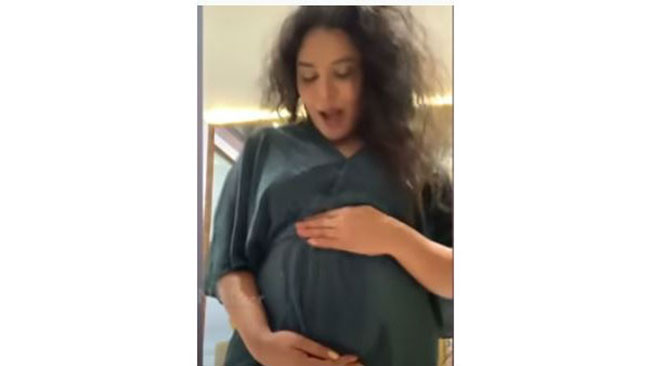 తల్లి కాబోతున్న యాంకర్​ హరితేజ..!