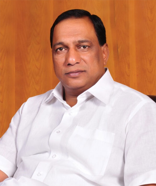 మంత్రి మల్లారెడ్డిపై భూకబ్జా కేసు ... మంత్రి ఏంచెప్తున్నారంటే !