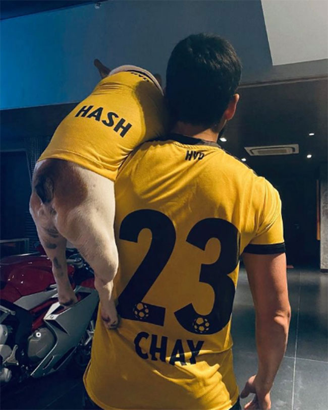 చై-హాష్ గేమ్ ఆన్.. ఇంత‌కీ ఏ గేమ్ .. బైక్ రేసింగేనా?