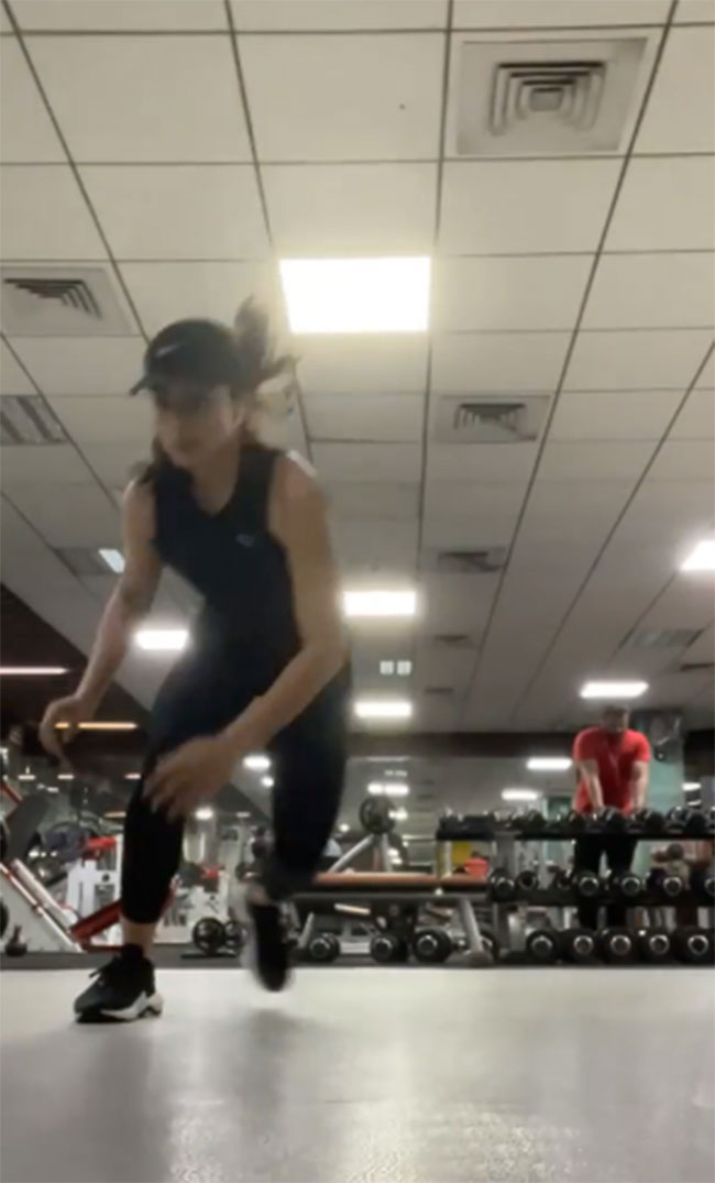 వైన్ తాగి పంది మాంసం తిని తిట్లు తింది కానీ!