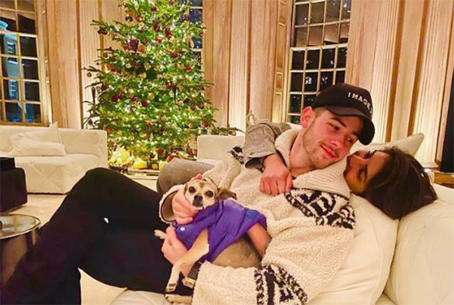 షూట్ గ్యాప్ లో కార్ లో నిక్ ఏం చేశాడో తెలిస్తే షాకే