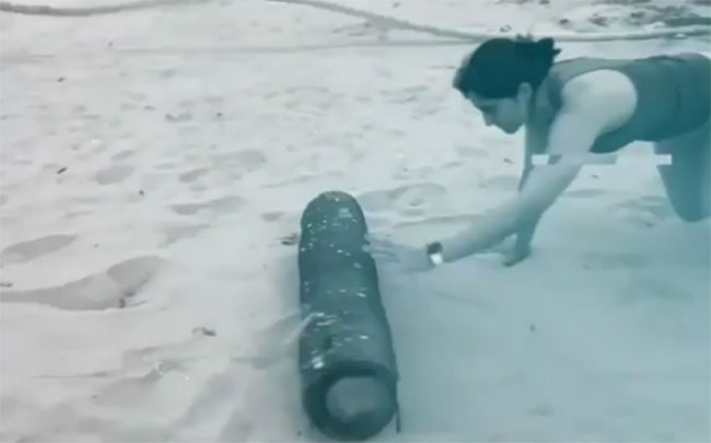 వీడియో : ముద్దుగుమ్మ బీచ్‌ కసరత్తులు