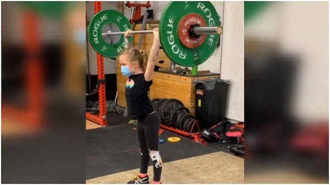 Seven-Year-Old Girl Gives Fitness Goals By Lifting 80 Kgs Deadlift Seven-Year-Old Girl Gives Fitness Goals By Lifting 80 Kgs Deadlift