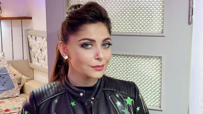 క‌రోనా సోకింద‌ని చ‌చ్చిపోమ‌న్నారని గాయ‌ని ఆవేద‌న‌