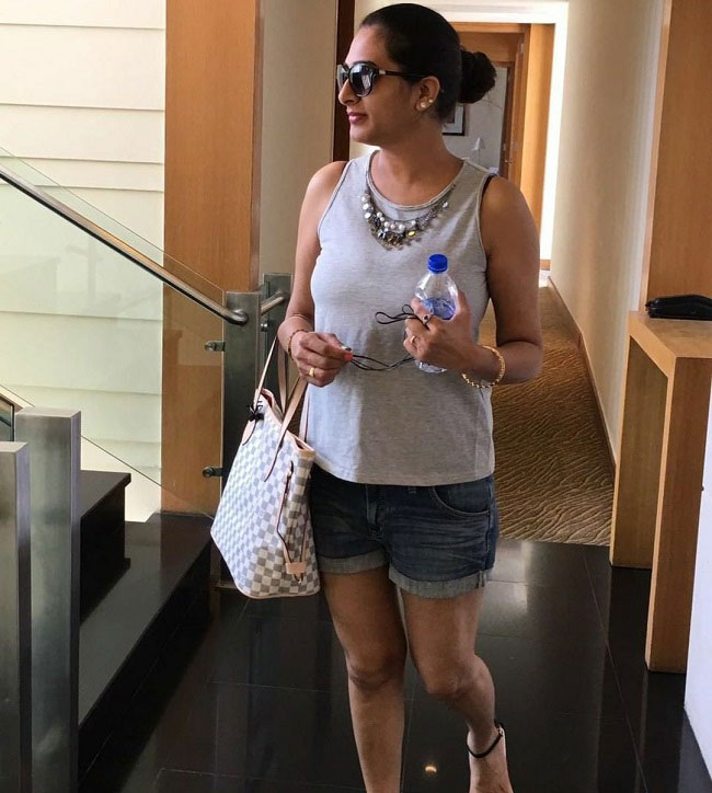 #టీవీ న‌టి దుమారం.. కూతురుకే పోటీకొస్తే ఎలా మ్యాడ‌మ్?