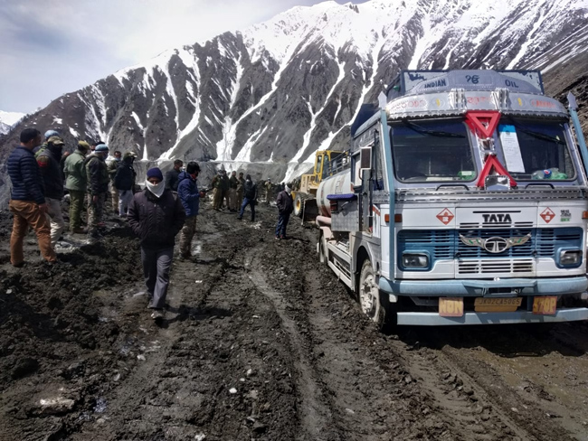 ఎత్తైన వాతావరణ కేంద్రం ప్రారంభించిన కేంద్రమంత్రి