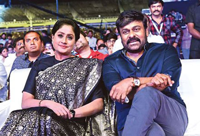 చిరు మూవీ కోసం ఆఫర్‌ వచ్చింది: విజయశాంతి