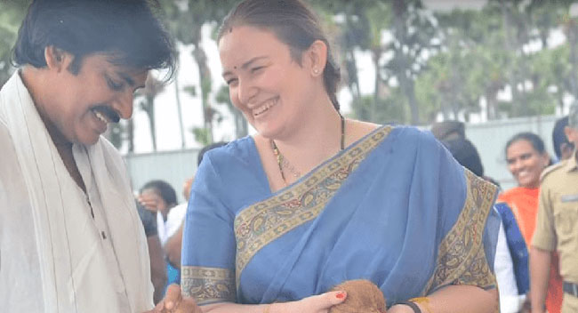 నిహారిక పెళ్లిలో అన్నా కళ్యాణ్‌ కనిపించలేదేం?