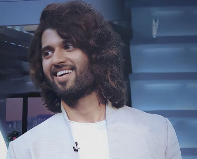 విజయ్ దేవరకొండ అలాంటి పాత్రలో నటిస్తాడా..?