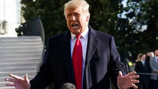 పదవి కాలానికి ముందే మెడపట్టి గెంటేస్తారా?  ట్రంప్​కు అవమానకర ఉద్వాసన..!