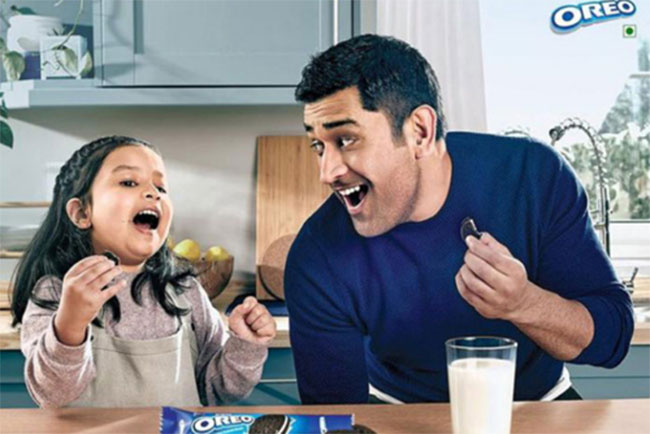 జీవానూ రంగంలోకి దించిన ధోని