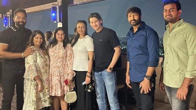 స్టార్ హీరోను కొనియాడిన మంచు విష్ణు.. హ్యాండ్సమ్ అంటూ!!