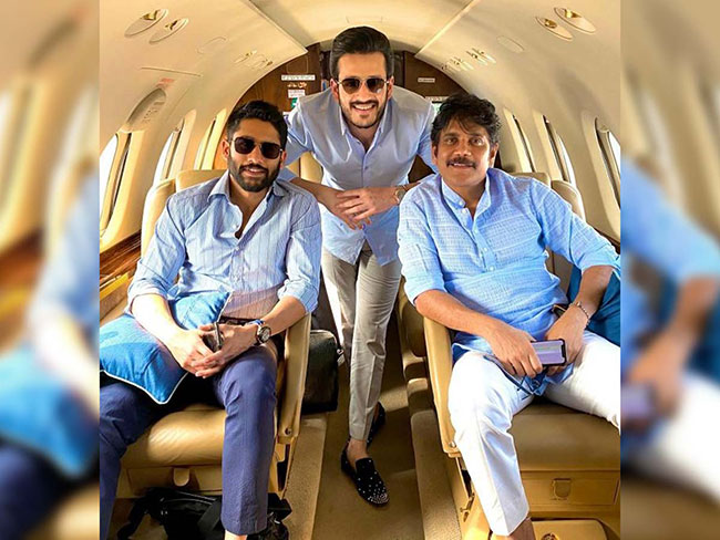 సొంత ఛార్టెడ్ ఫ్లైట్లు ఉన్న టాలీవుడ్ హీరోలు వీరే