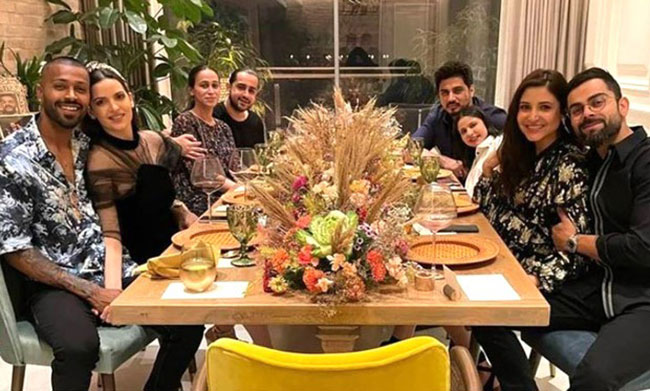 2021 హైక్లాస్ పార్టీ.. కాస్ట్ లీ ల‌వ్ క‌పుల్ చిలౌటే వేర‌యా..