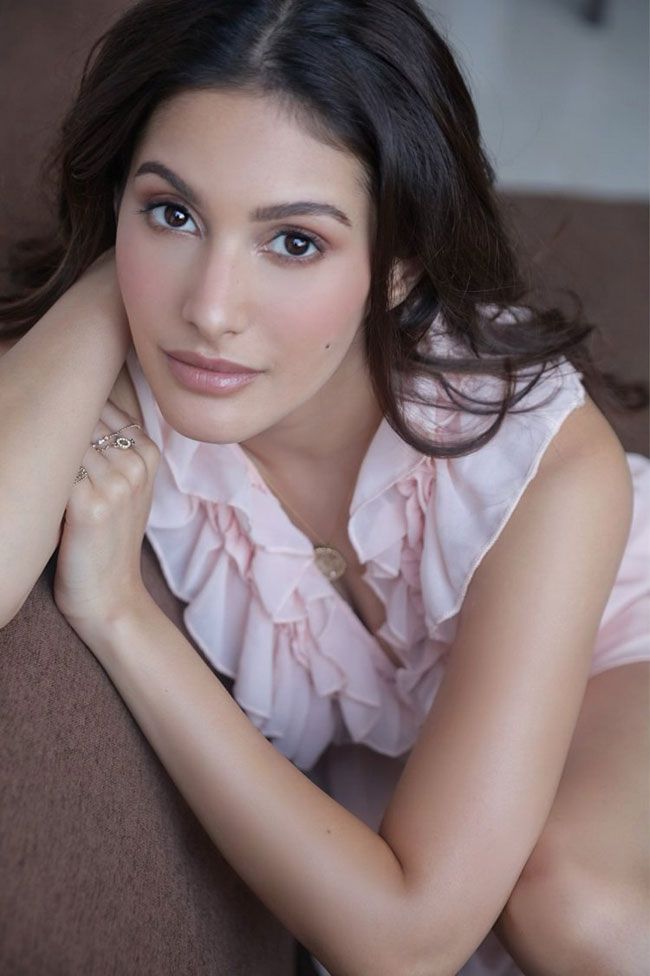 Amyra%20Dastur%20New%20Photos%20Gallery_