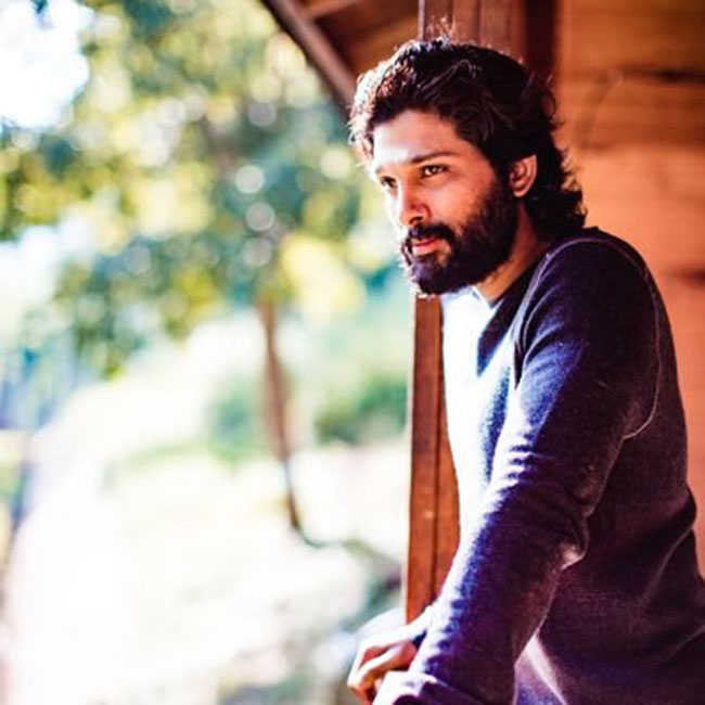 యంగ్ హీరో కోసం ప్రీ రిలీజ్ ఈవెంట్ కి గెస్ట్ గా వస్తున్న అల్లు అర్జున్..?