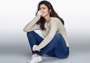 షాక్‌: మొన్న‌నే బిడ్డ‌ను కంది! ఈలోగానే మొద‌లెట్టేస్తోంది!!