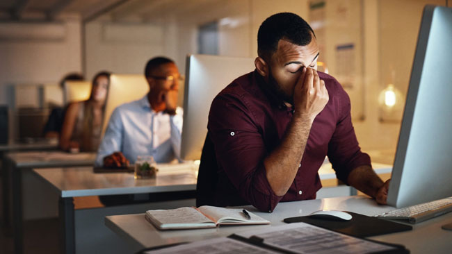 కూర్చొని పనిచేస్తున్నారా? జర జాగ్రత్త..!