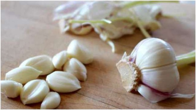 వెల్లుల్లిని ఇలా తీసుకుంటే క్యాన్సర్​ దూరం..!