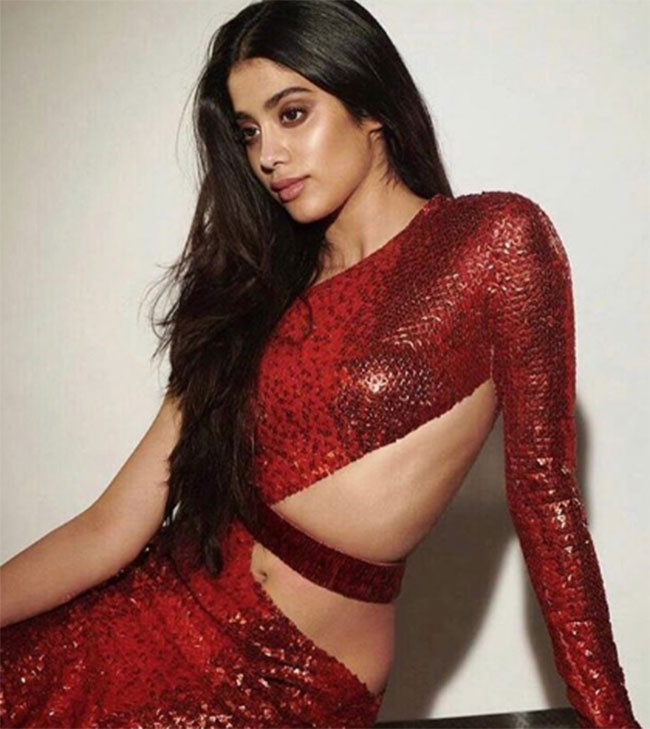 హాలీవుడ్ కు వెళ్తున్నాను.. వాళ్లంటే నాకు చాలా ఇష్టంః జాన్వీ క‌పూర్‌