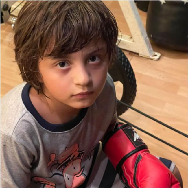 మొక్కై వంగ‌నిది మానై వంగునా? ఖాన్ వార‌సుడు బాక్సింగ్ మార్ష‌ల్ విద్య‌ల‌ ప్రాక్టీస్!