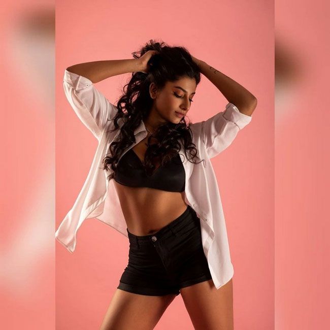 Vishnu%20Priya%20Latest%20shoot%20pics%2