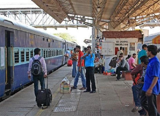 రైల్వేల ప్రైవేటీకరణపై కేంద్రం స్పష్టత