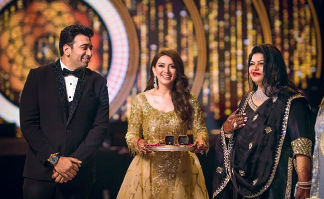 50 క్ల‌బ్ లో హ‌న్సిక‌.. ఇంట్లో పెళ్లి బాజా..!