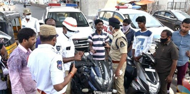 వాహనాలను సీజ్ చేసే అధికారం పోలీసులకు లేదు: న్యాయ నిపుణులు