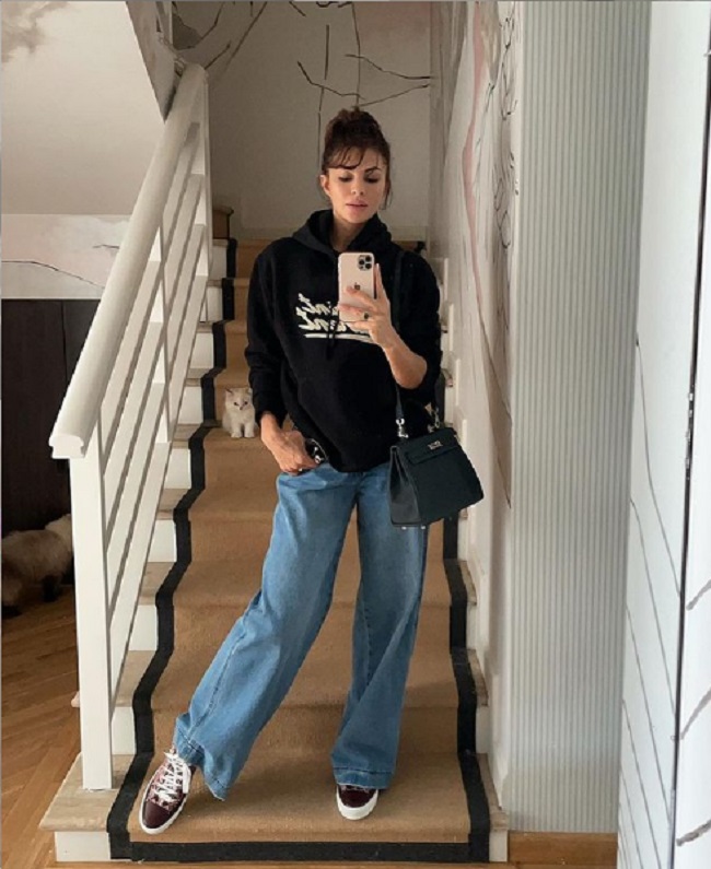 #పాతే ఇప్పుడు కొత్త‌ బెల్ బాట‌మ్ డేస్ లో బ్యాడ్ గాళ్