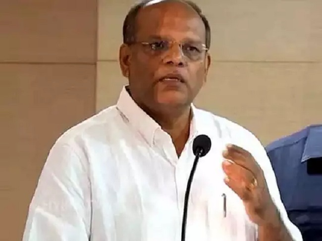 Covid-19 Fear: Telangana CS reportedly tests Corona positive!