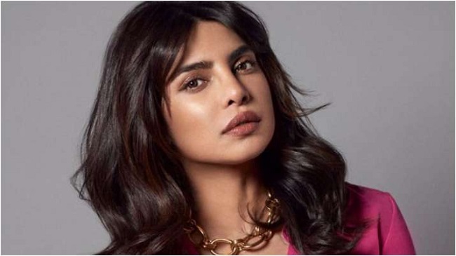 18 వ‌య‌సు దాటితే వ్యాక్సిన్ వేయించాల‌న్న గ్లోబ‌ల్ ఐక‌న్