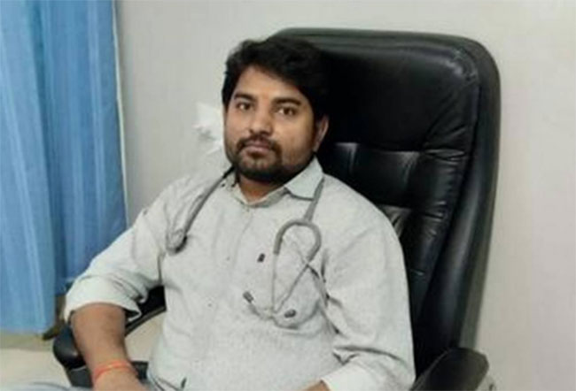 Has BJP leadership forsaken Ravi Naik?