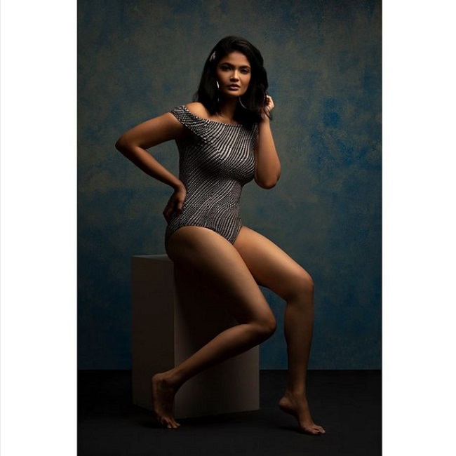 గ్లామర్ షోలో అదరహో.. అనిపిస్తున్న తెలుగందం!