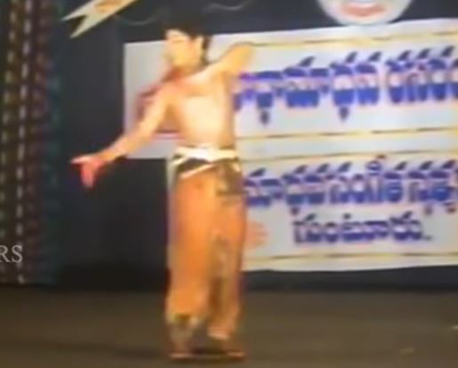 నెట్టింట హల్చల్ చేస్తున్న ఎన్టీఆర్ నృత్యప్రదర్శన వీడియో 