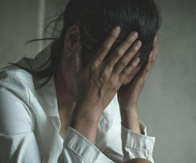 ఏడాదిగా సంసారం చేయడం లేదు ..  ఎన్నారై భర్త పై భార్య కేసు  !