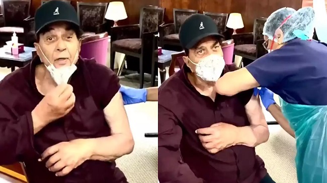 Yesteryear Bollywood Superstar Dharmendra take second dose of Covid-19