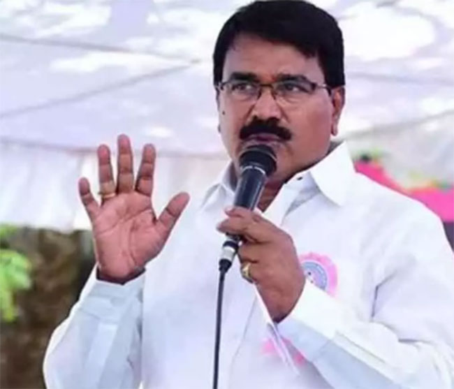Another minister joins anti-AP tirade