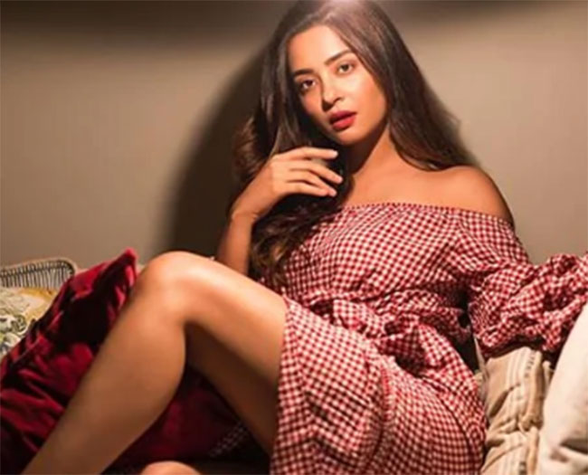 కాస్టింగ్ కౌచ్ లో జాతీయ అవార్డ్ డైరెక్ట‌ర్..?!