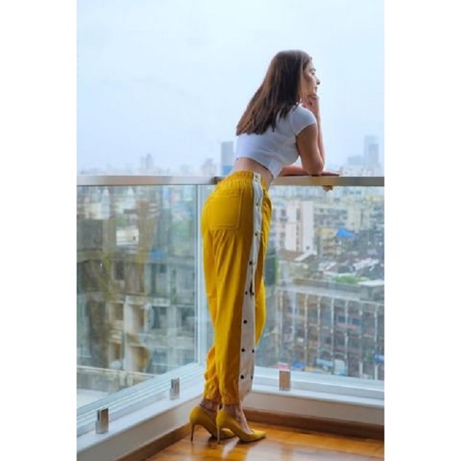 పూజా అంత కూల్ గా ఉన్నా మైండ్ లో ఏదో సందిగ్ధ‌త‌!