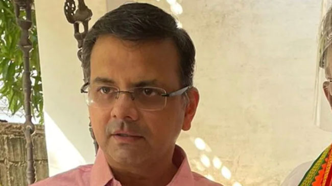 దుమారంరేపుతోన్న బీజేపీ నేత వీడియో కాల్ చాటింగ్‌.. రాజీనామా !