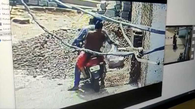 రోడ్డు పై చెత్త వేశారో.. లెక్క తెలుస్తారు !