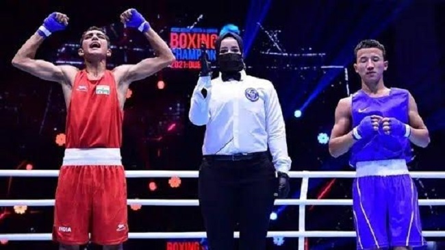 Indias Rohit Chamoli brings Gold in Asian Junior Boxing