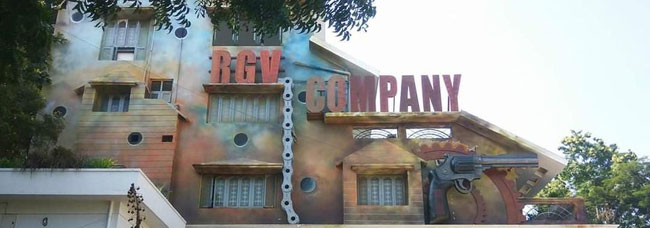 లైఫ్ ఎట్ ఆర్జీవీ కంపెనీలో ‘జీవితం’ ఇలా ఉంటుందా?