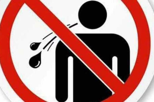 రోడ్డు పై ఉమ్మినందుకు రూ. 39 లక్షల ఫైన్ ..ఎక్కడంటే ?