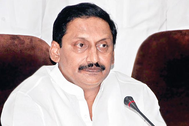 ఆ మాజీ సీఎం మళ్లీ లైమ్ లైట్ లోకి వస్తారా !