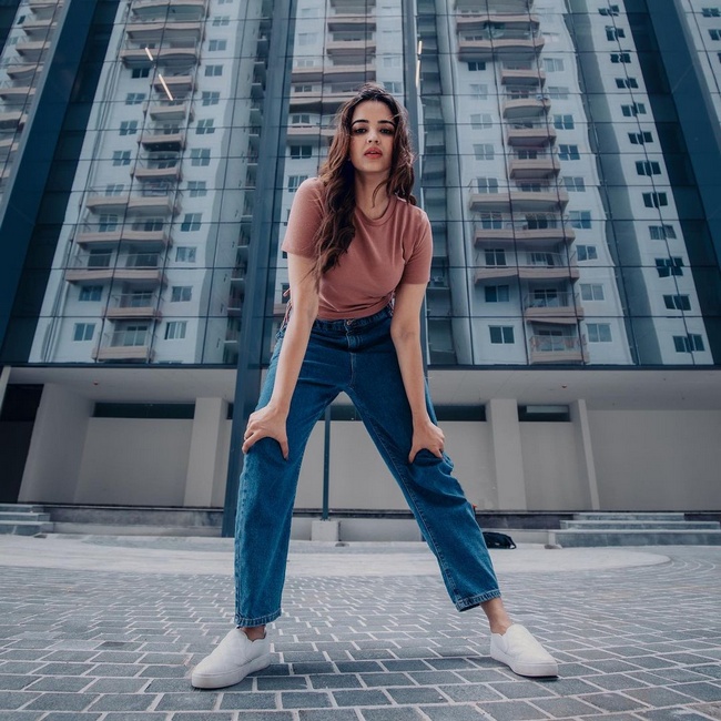 Actress%20Pujita%20Ponnada%20Latest%20In